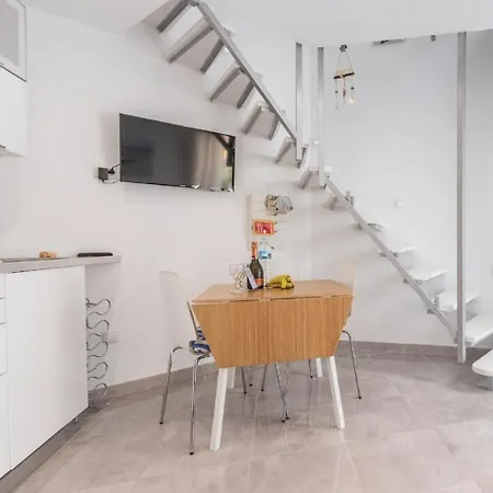 Modern 1br Bungalow 50 M To Beach Apartamento *